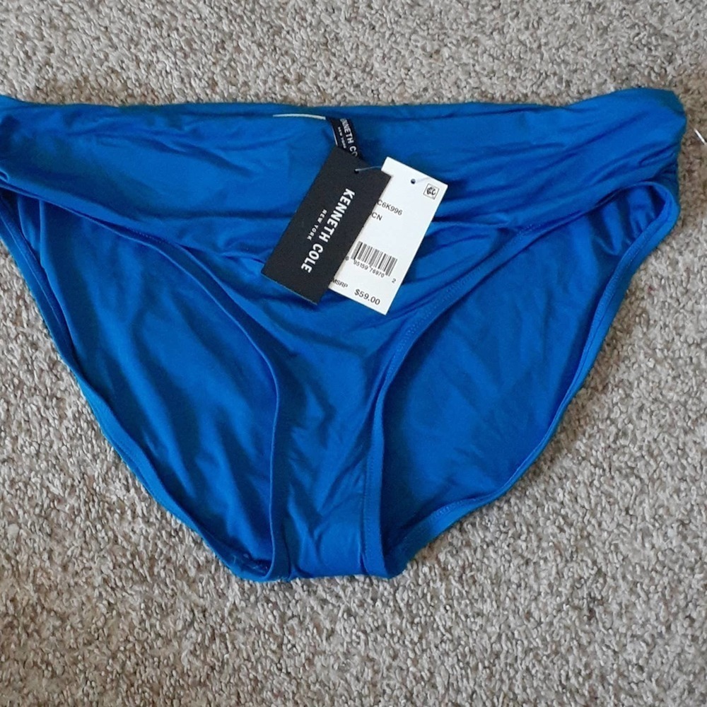 MAKE OFFER ~ ☀️🏖 NWT NWT Kenneth Cole NY swim bottoms, $59.00